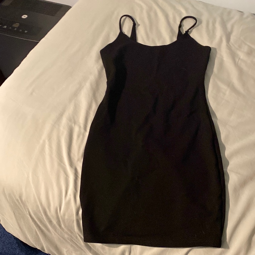I love the length and a size small